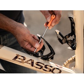 Elite Cannibal XC Bio-Based Bottle Cage, Black Glossy with Green Graphic – Eco-Friendly and Secure for All Terrains