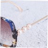 SAFIGLE 2pcs Sunglasses Women Fashionable Pearls Glasses Sun Block Effect