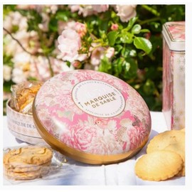 La Sablésienne, "L'Ecrin Trésor" (Treasure Box) Small Decorative Metal Round Tin of French Apricot Nuggets Shortbread Cookies, 6.2 Oz, Imported