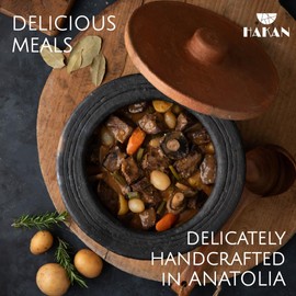 Hakan Efes Terracotta Cooking Pot with Lid, LARGE 4.4 Quarts Clay Pots for Cooking, Rice Pots, UNGLAZED Twice Baked Traditional Casserole for Cooking on STOVE Top, Vintage Roaster, 142 oz (4.2 L)