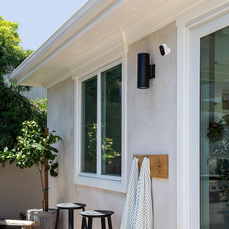 Arlo Essential 2K Outdoor Security Camera (2nd Generation) – 1