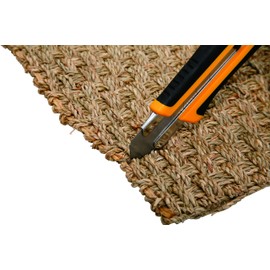 Olfa XH-1 Heavy-Duty Cutter Yellow Polypropylene and Black Elastomer Body 25 mm Blade