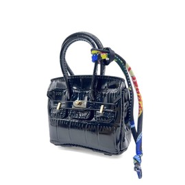 LAOYEFACAI Mini Bag Charm Cute Leather Keyring Handbag Charm Perfect for Women Cute Headphone Bag for Money Gifts for Women, Hs, Unit size