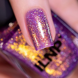 ILNP Hidden Treasure - Glimmering Purple Holographic Nail Polish