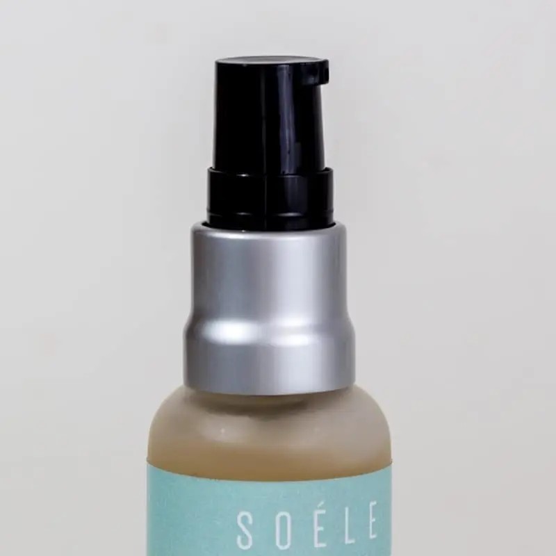 Serum Acido Hialurónico, Extracto Granada, Cempasúchil Paso3