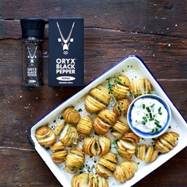 Oryx Black Pepper Grinder & Refill Box Combo - 3.52oz/8.8oz - Premium Whole Black Peppercorns from Madagascar, Fresh Naturally Organic, Refillable +20x Pepper Grinder - Ideal for Home Cooking & Dining