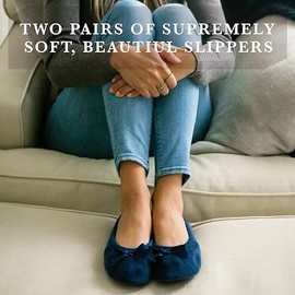 ISOTONER Zapatillas de bailarina para mujer, acolchadas y estampadas sólidas, paquete de 2