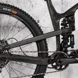 Riesel Design Protectors Stickers Triangle Rear Bike Frame - Tape 3000 Honeycomb - Maori Grey