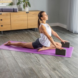Core Balance Yoga Blocks Twin Pack & Free Yoga Strap, 2 Pieces EVA Foam Blocks, Robust & Lightweight, Cotton Straps with Innovative D-Ring Closure, Ideal for Pilates, 5 Different Colours