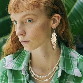 ONLYJUMP Feather Earrings for Women Boho Artistic Vintage Leaf Metal Dangle Drop Earrings Lightweight Leaf Earrings with Detailed Texture Drop Dangle Earring Jewelry Gifts (Gold Leaf)