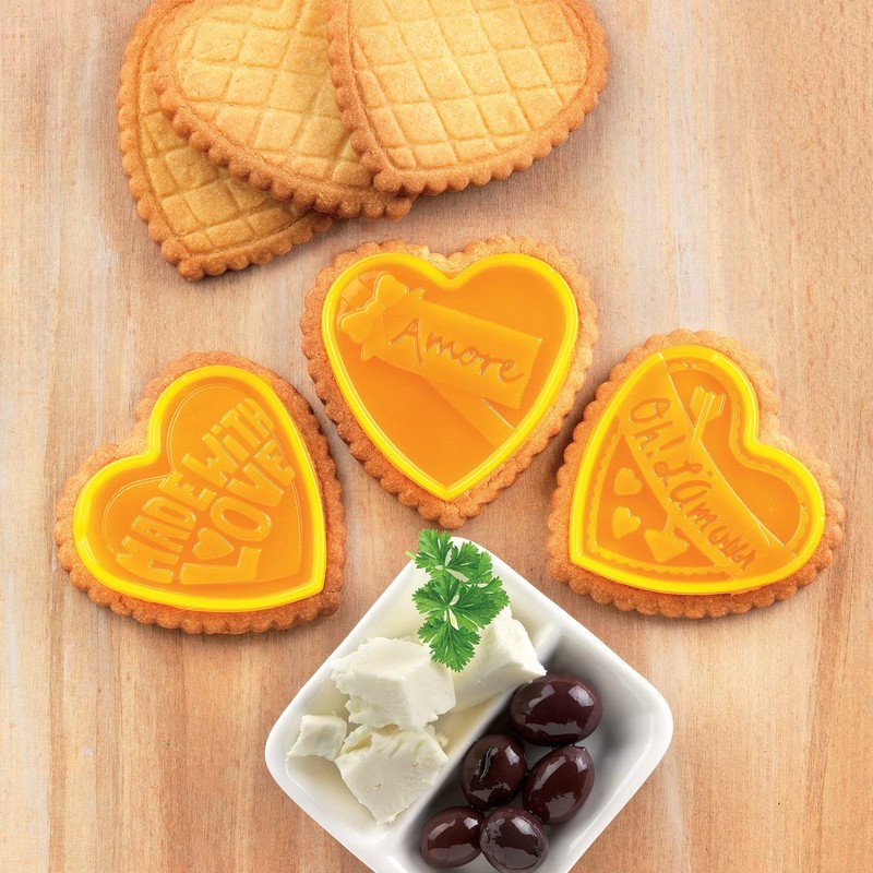 Silikomart Cookie Love 190367 Cookie Cutter Set with Recipe Book