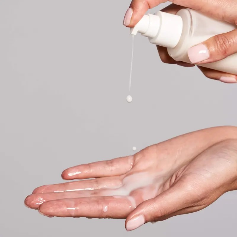 SKINN Cosmetics Mantle Milk Skin Repair – 100 Hours of