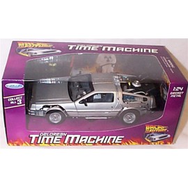 Corgi Welly B'AC'K T0 THE F'UTUR'E 1 Delorean Time Machine 1:24 Scale Diecast Car Model for Movie Fans, Teenagers, Adults