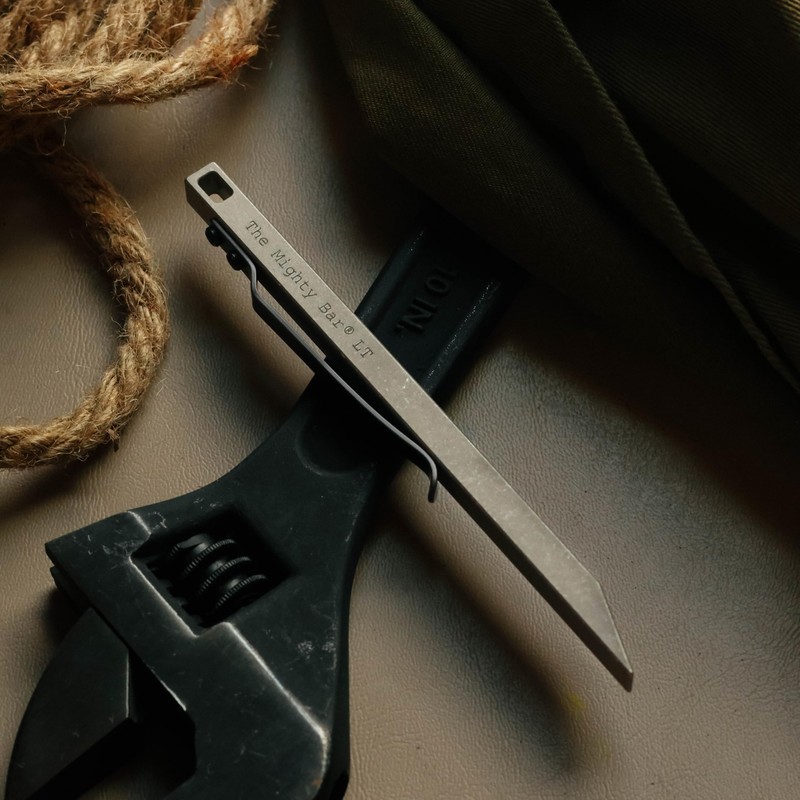 The Mighty Bar LT, Long Titanium Edition Pry Bar Tool,
