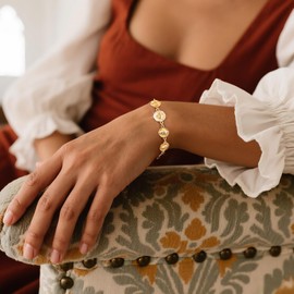 Women's Gold Virgin Mary Bracelet - 14K Gold Plated Catholic Bracelets,Non Tarnish Adjustable Golden Religious Virgen De Guadalupe Jewelry, Catholic Baptism Confirmation First Communion Gifts for Her