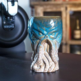 SUMMIT COLLECTION Cthulhu Creature Beer Ceramic Pint Glass 16 fl oz Novelty Drinkware (Blue White)