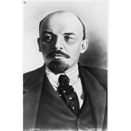 Vladimir Lenin Photograph - Historical Artwork from 1920 - (4" x 6") - Matte