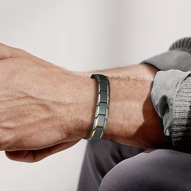 Rockyu Titanium Material, Men's Magnetic Bracelet, IP Gold Plating, Black