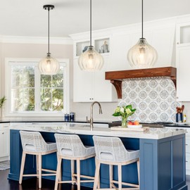 VILUXY Glass Pendant Lights for Kitchen Island,Modern Globe Pendant Light Fixture 1 Light Clear Glass Farmhouse Hanging Light Adjustable for Dining Room Entryway Hallway