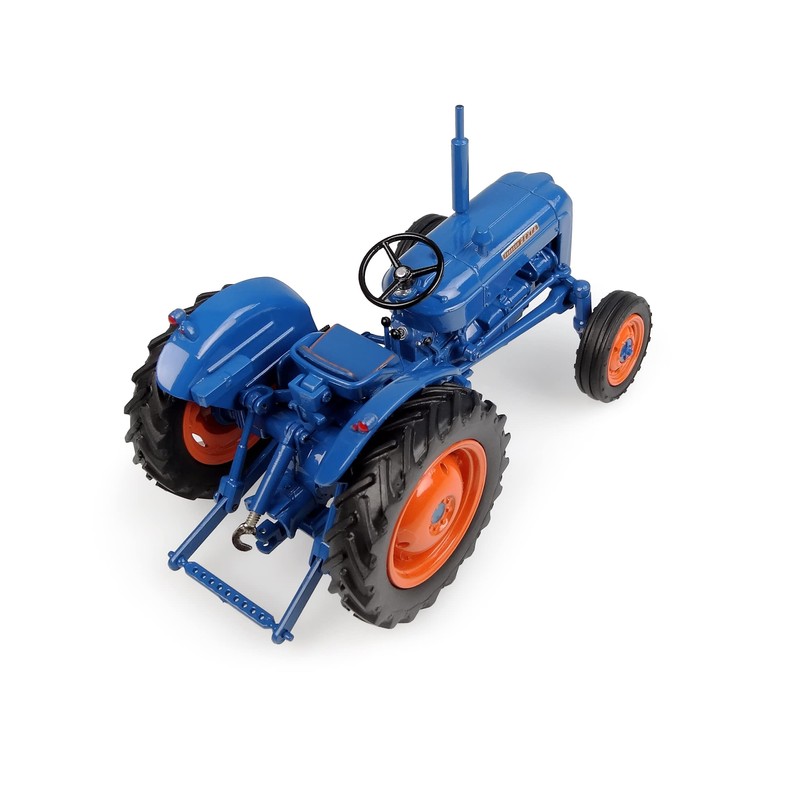 Universal Hobbies UH6270 Fordson Dexta-1960, Blue