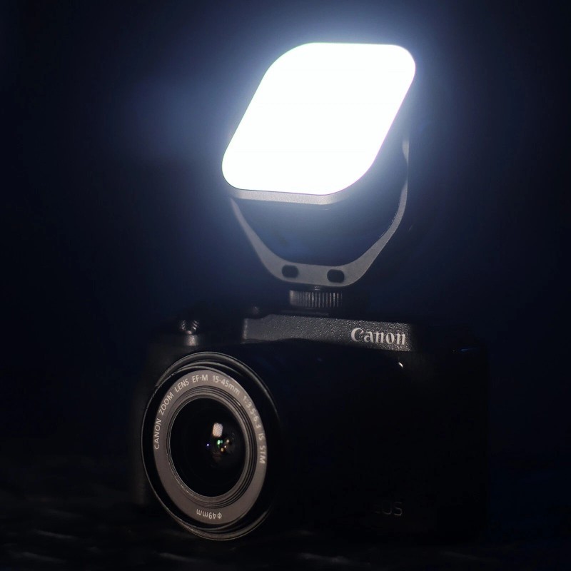 Universal Ulanzi VIJIM VL66 LED Video Light with 360 Rotation