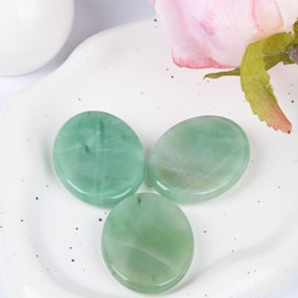 YUEBAYUE Worry Stone for Adults Anxiety Relief,Chakra Healing Crystals Stress Relief Thumb Gemstones Spiritual Meditation Reiki Yoga Anxiety Gifts for Women (Green Aventurine)