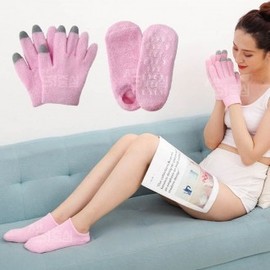 Moisturizing Gel Oil Gloves and Socks for Soft Hands and Feet Exfoliation Care Socks/Green 2ea