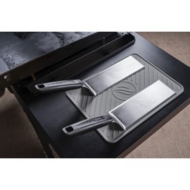 BLACKSTONE 5550 Extra Long Griddle Spatula Set of 2- Perfect Heavy-Duty Stainless Steel Premium Flat Top BBQ Grill Accessories, Non-Slip Plastic Handle, Heat Resistant, Dishwasher Safe Easy to Clean