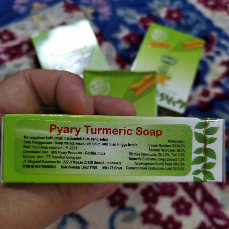 SABUN PYARY AYURVEDIC TUMERIC