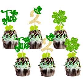 24 piezas de la suerte de dos magdalenas de la suerte para decoración de cumpleaños de San Patricio para decoración de cumpleaños con temática de tréboles, día irlandés, baby shower, suministros de segundo aniversario