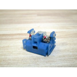 FUJI ELECTRIC AR9B290 Screw Termination, 600 V, Normally Open Configuration, Blue Color, Single-Pole Single-Throw, Contact Block, 10 AMP