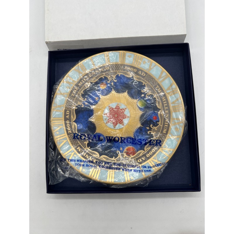 Royal Worcester Free Ship - Royal Worcester 2000 To Celebrate