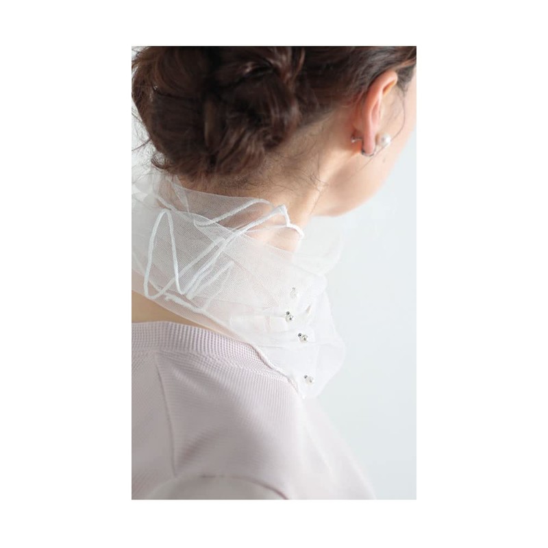 sawa á la mode Tulle and Pearl, Beautifully Concealable Neck