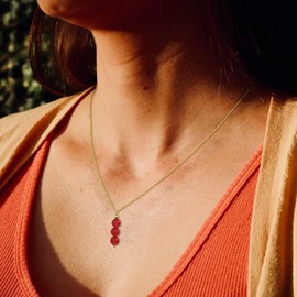 SmileBelle Red Necklace as Valentines Day Necklace for Her, 14K Gold Filled Carnelian Necklace as July Birthstone Crystal Pendant Necklace as Birthday Gifts Necklaces for Girls as Carnelian Gifts