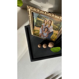 Family Figures - Color: Natural, Option: Additional Family Member