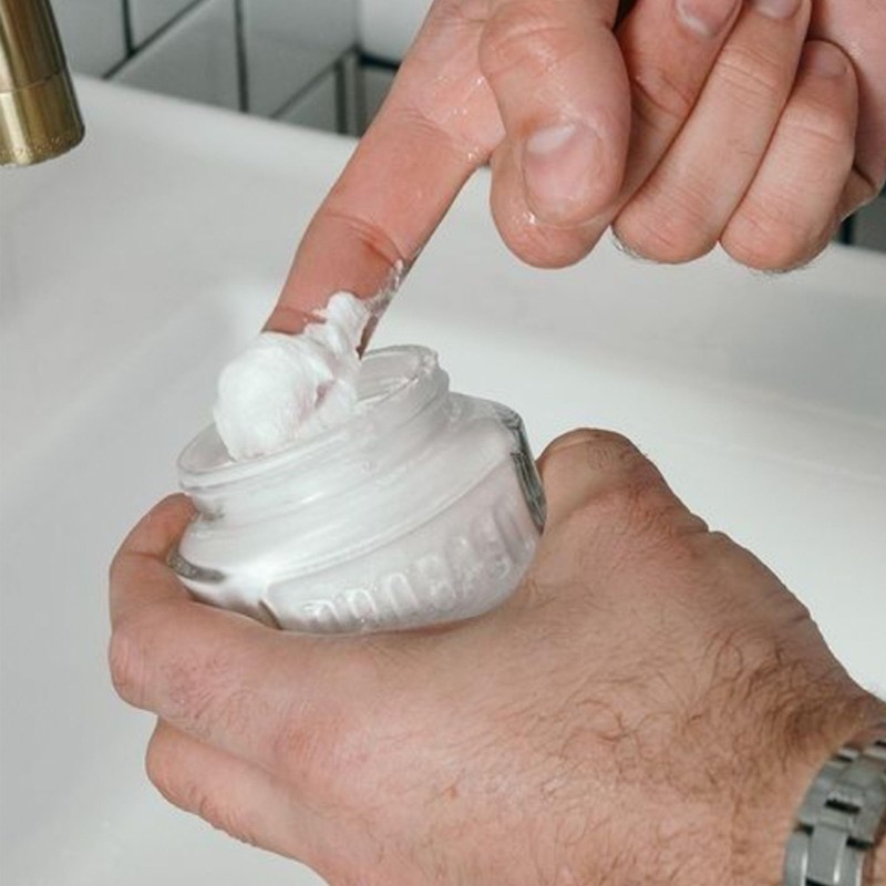 White Crema Pre Afeitado 100 Ml
