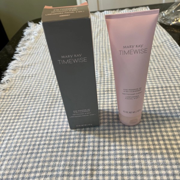Mary Kay New In Box Mary Kay Timewise Age Minimize