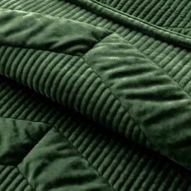 SHALALA Luxury Velvet Quilt Set King Size,Ultra Soft Lightweight Summer Velvet Comforter Set, Oversized Bedspread Coverlet with 2 Shams Geometries Pattern,for All Season(Evergreen,King)