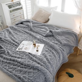 PU MEI Sherpa Throw Blanket for Couch Sofa 90”*80”- Fleece Tufted Fuzzy Soft Cozy Blanket for Bed, Thick Warm Blanket for All Seasons, (Dusty Blue, 80"*90")