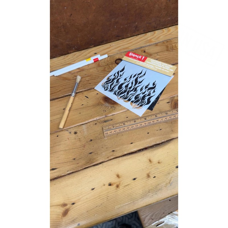 Stencil1 Sugar Skull 8.5 X 11