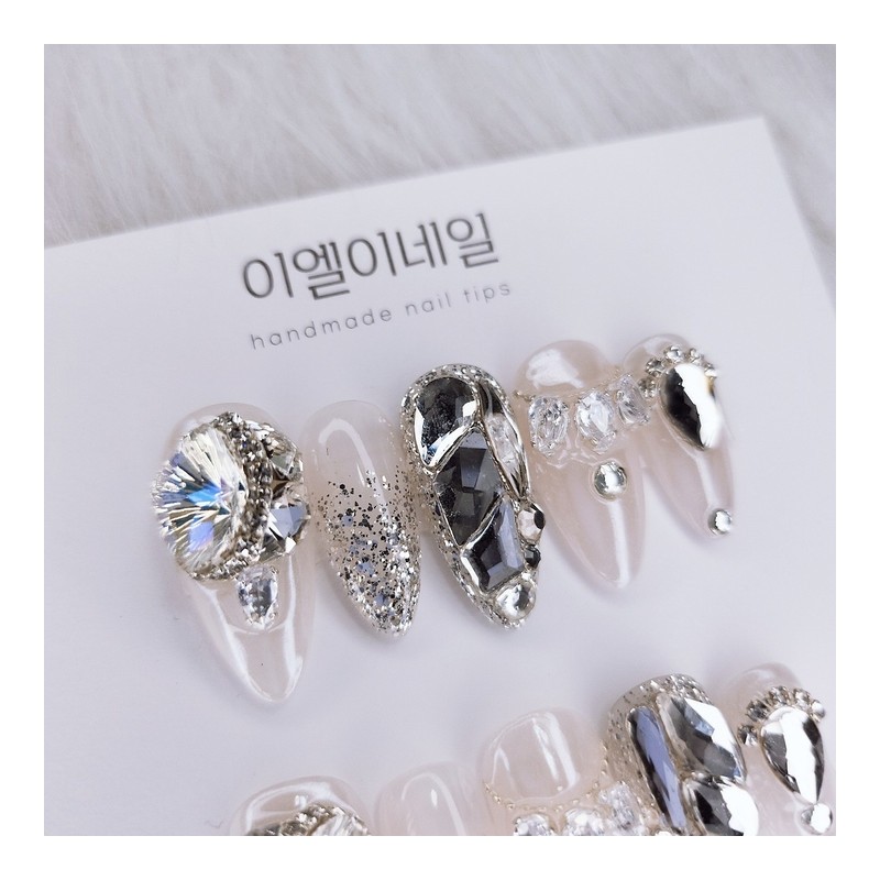 [Premium Nails] V Cuts Handmade Nail Tips - Short Coffin