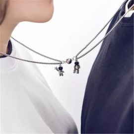 THE9SHOP 4 Pcs Pareja Iman Astronauta Atracción Pulseras Y Collares