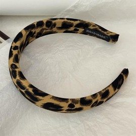 Spevert Headbands for Women,Non-Slip Headbands with Leopard Print Head Bands Soft Cotton Cloth Hair Hoop for Women and Girls Sport Casual (Deep Leopard Print, 1.2 Inch Wide)