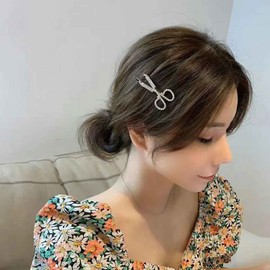 Yheakne Vintage Crystal Hair Clip Pin Silver CZ Scissors Hair Pins Clip Rhinestone Hair Clip Hair Pin Shiny Crystal Headwear Decorative Bobby Pins Headpiece Metal Hair Accessories for Women