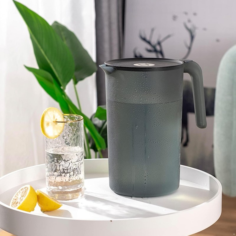 Plastic Jug with Lid, Water Jug Plastic Jug 2.5 L,