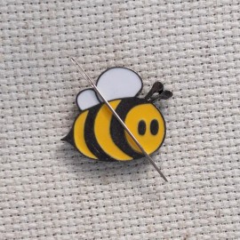 StewArt Stitches Bumble Bee Enamel Needle Minder, Fridge Magnet, Magnetic Lapel Pin