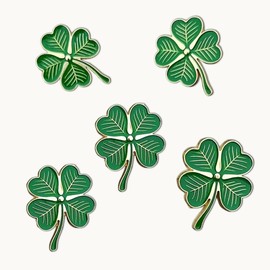 5Pcs St. Patrick's Day Brooch Pin Vintage Green Clover Leaf Saint Lapel Pin Cute Alloy Shamrock Brooches Lucky Decor Dress Accessories Holiday Anniversary Jewelry Gift for Women Girls Unisex