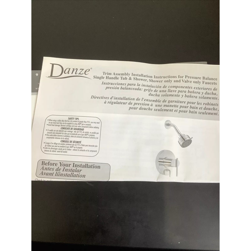 Danze Tub/Shower Set WITH ROUGH IN VALVE Brushed Nickel D520010BNT
