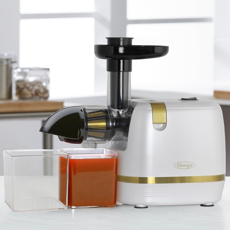 Omega H3000RWH13 Cold Press 365 Juicer Slow Masticating Extractor Creates
