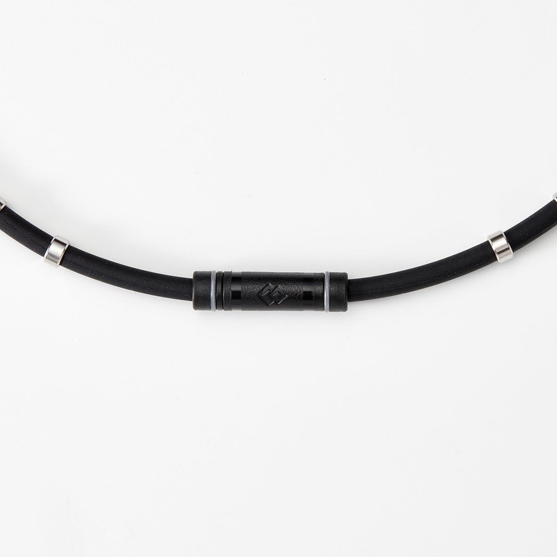 [コラントッテ] 磁気ネックレス ワックルネック RAKU ラク (ブラック×シルバー, L（51cm）)